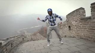 Dubstep Dance Skills on Great Wall of China