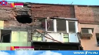 Украинские неонацисты / Ukrainian army commits nazi terror in the Donbas