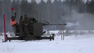 Як українські військові опановують зенітну установку L-70