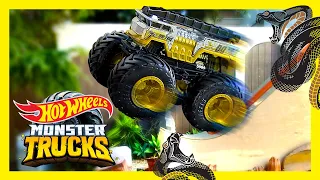 CANYON CLIFF SNAKE JUMP CHALLENGE! | Monster Trucks | @Hot Wheels