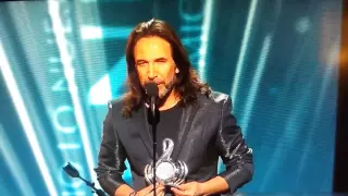 Arjona en Premios lo nuestro "fuiste tu"