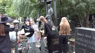 «Чтобы помнили…»  Леонид Филатов. Ваганьковское кладбище