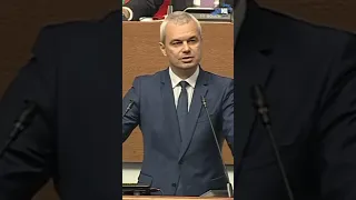 С джапанки в #парламента - #КостадинКостадинов засили модния гуру Даниел Лорер за изгъзиците му
