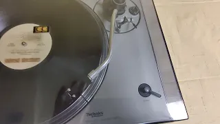 Technics SL-1800 manual queing turntable