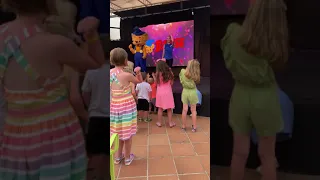 Bamsie Bear Dance - Tui family life club aura Ibiza