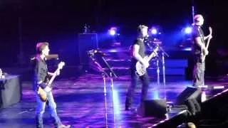 Nickelback - How You Remind Me live @ O2 World in Berlin (04.11.2013) (HD)