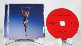 Miley Cyrus - Endless Summer Vacation CD Unboxing