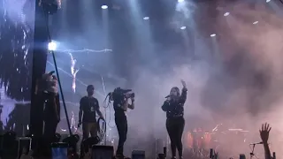 Marília Mendonça - Abertura do show - Ciumeira , Sem Sal, Passa Mal ( Festeja Fortaleza 2019 )