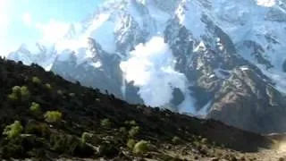 Avalanche on Nanga Parbat (Diamir) in Pakistan