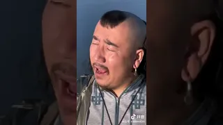 Wonderful Khuumii-throat singing of Southern Mongolian man.