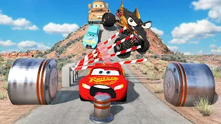 BIG MONSTER SHARK VS LIGHTNING MCQUEEN 😥