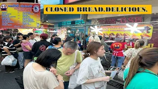 [4K TH]Long queue ! Amazing Thai charcoal toasted bread | Thai street food