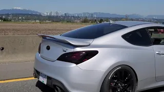 STRAIGHT PIPED Genesis Coupe 3.8  on the highway