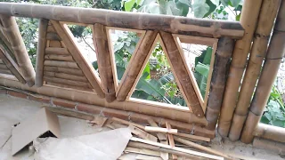 CONSTRUCCIÓN de una cabaña con bambú