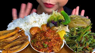 EATING SPICY FOOD||FRIED DRY FISH, SPICY EGGPLANT CHILI SAUCE, SPICY CHAYOTE PLANT WITH RICE