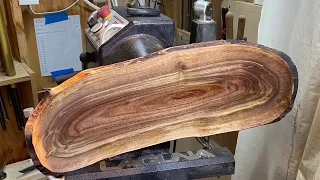 Woodturning a Natural Edge Wing Bowl from a Walnut Log