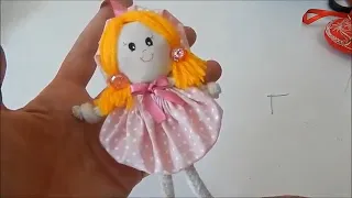 [Diy] Como fazer Boneca chaveiro de Fuxico Djanilda