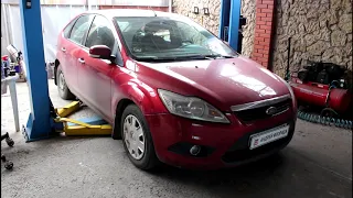 Замена свечей зажигания на Ford Focus II 1,6 Форд Фокус 2009 года