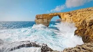 Malta's Azure Window collapses into the sea