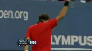 Federer-amazing shot