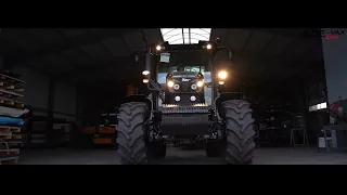 Zetor w wersji kolorystycznej vax-machine