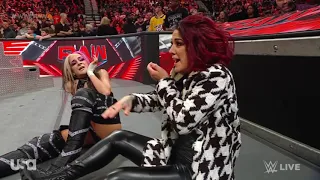 Becky Lynch & Mia Yim vs Dakota Kai & IYO Sky (2/2) - WWE RAW 1/2/2023