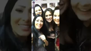 Maiara e Maraisa juntas com Simone e Simaria e Marília Mendonça