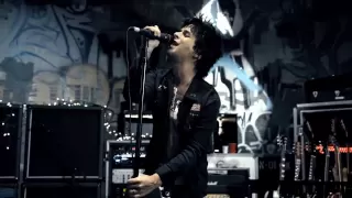 Green Day - Oh Love [Official Music Video]