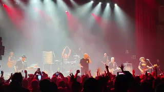 Midnight Oil : Beds Are Burning Cirque Royal 29/06/2022