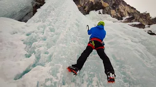 ARRAMPICATA SU GHIACCIO - Armentarola Val Badia