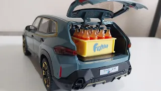 miniaturas BMW XM escala 1:24 e garrafas de refrigerantes #car #toys #miniatureautomobiles