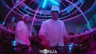 MONSERRATT B2B CRISTOFER LAROYE  / EXCLUSIVE SET / TECHRAZA