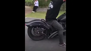 Harley Davidson burnout fail 🤣