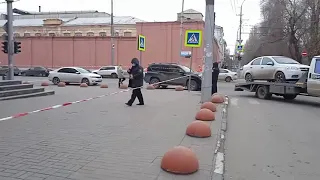 Эвакуация-3: из саратовских ТЦ вновь выводят посетителей и персонал