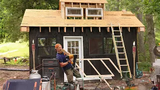 Building a Tiny House Off Grid with the Jackery Solar Generator 2000 Plus -Part 3