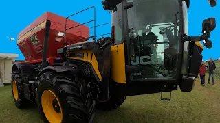 2021 JCB Fastrac 4220 6.6 Litre 6-Cyl Diesel Tractor (235 HP) Knight Forward Control Conversion