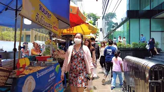 4K 🇹🇭 Walking in Downtown of Bangkok | Vibrant Silom Road in Thailand 2023
