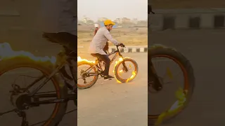 Don’t try this ❌🔥 This Challenge is Very Risky 😱 only Enjoy ☺️ #shorts #cyclestunt #fire #viral