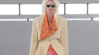 Louis Vuitton Women Pre-Fall 2024 at Shanghai