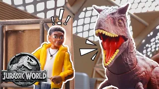 Jurassic World: Camp Cretaceous | Darius takes on TORO!!! | @MattelAction