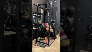 Mitchell Hooper Smokes a 350-kg (771.6-lb) Raw Squat Two-Rep PR