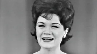 Connie Francis "I'll Be Home For Christmas" on The Ed Sullivan Show