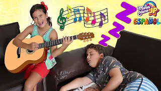 Maria Clara despierta a JP con instrumentos musicales