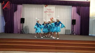 Танецевальный коллектив "Гүлдәурен".  Казахский танец "Бипыл"