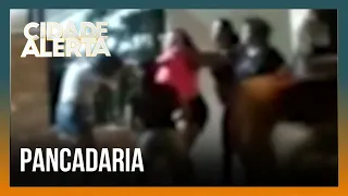 BRIGA GENERALIZADA: desentendimento em casa de show saiu do controle | Cidade Alerta Minas