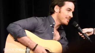 Colin O'Donoghue singing and playing Guitar at the FairyTales Con III-3