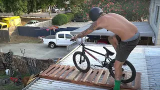 The Smallest Backyard Dirt Jam Ever? - CMPN in CLVLND