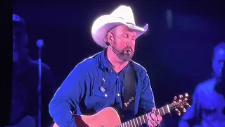 Garth Brooks & Trisha Yearwood - Shallow (Gillette Stadium, 5/21/22)