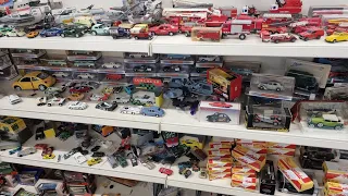 Let's search for Diecast Cars in the biggest Diecast Car store in the world, Tom's!