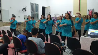 Coreografia Eis que Estou a Porta - Fernandinho